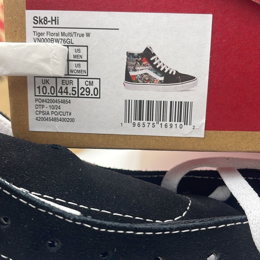 Vans Men’s High-Top Sneakers Sk8-Hi
Tiger Floral Multi/True White
VN000BW76GL - Picture 8 of 16